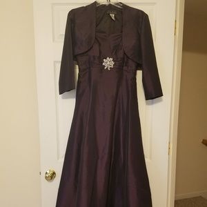 Sz 8 purple formal dress